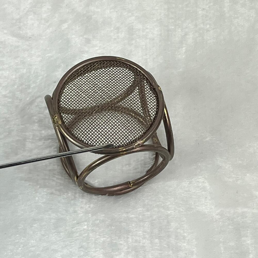 Vintage Brass Miniature Dollhouse Rocking Chairs & Table Set Woven Seat 1:12 - Picture 11 of 11